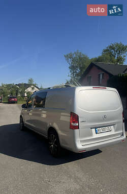 Вантажний фургон Mercedes-Benz Vito 2016 в 