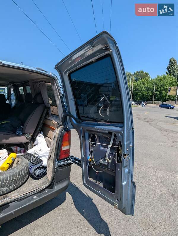 Минивэн Mercedes-Benz Vito 2004 в Софиевской Борщаговке