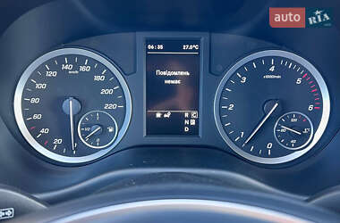Грузовой фургон Mercedes-Benz Vito 2021 в 