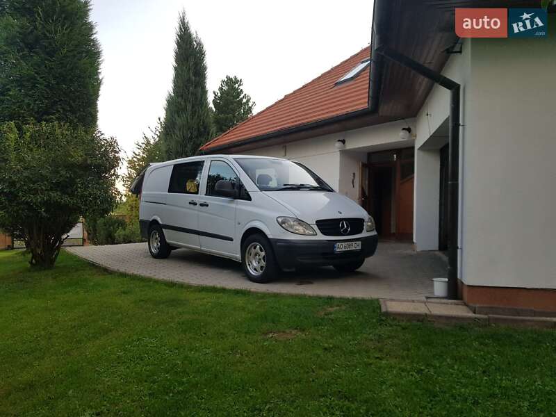 Минивэн Mercedes-Benz Vito 2006 в Хусте