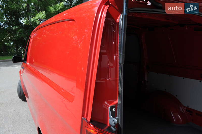 Грузовой фургон Mercedes-Benz Vito 2018 в Киеве