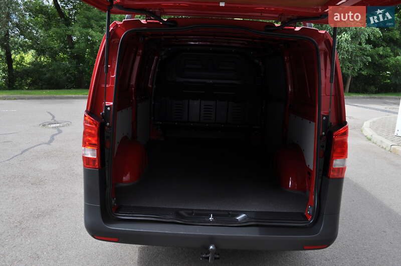 Грузовой фургон Mercedes-Benz Vito 2018 в Киеве