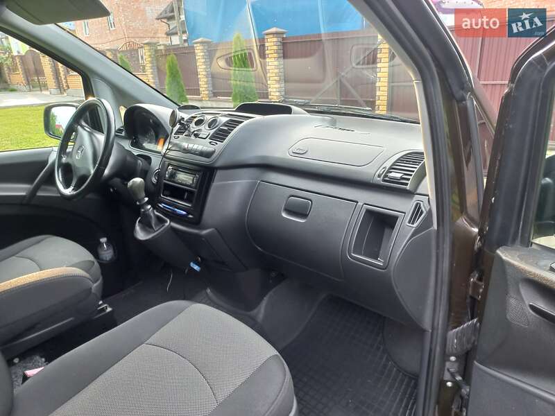 Вантажний фургон Mercedes-Benz Vito 2014 в Львові
