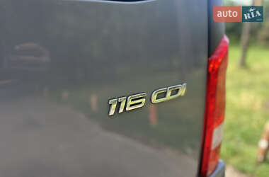 Грузовой фургон Mercedes-Benz Vito 2022 в 