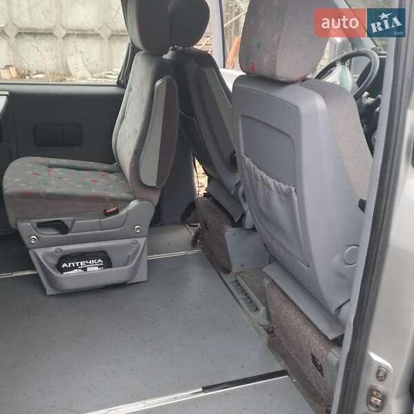 Минивэн Mercedes-Benz Vito 2002 в Днепре