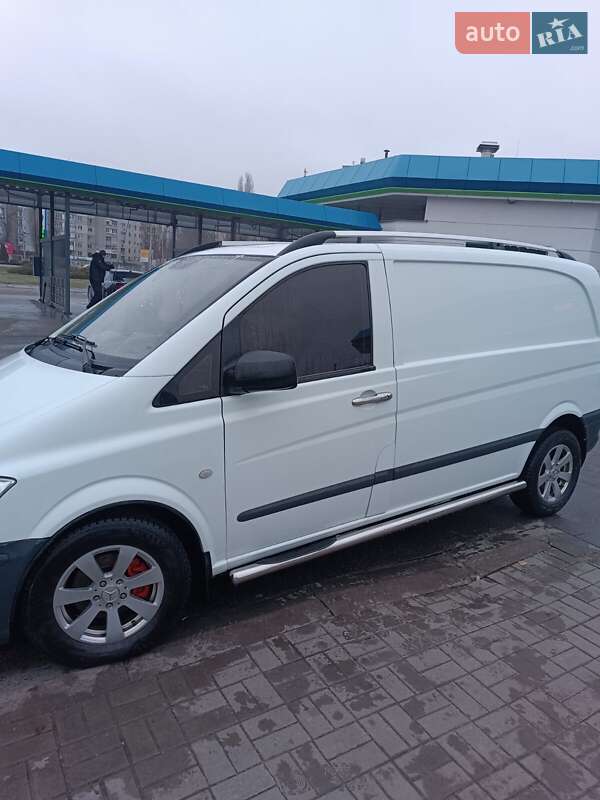 Mercedes-Benz Vito 2011