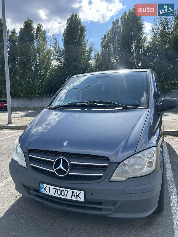 Mercedes-Benz Vito 2012