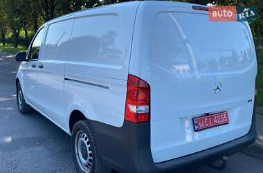 Грузовой фургон Mercedes-Benz Vito 2021 в 