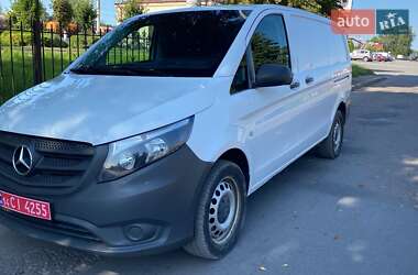 Грузовой фургон Mercedes-Benz Vito 2021 в 