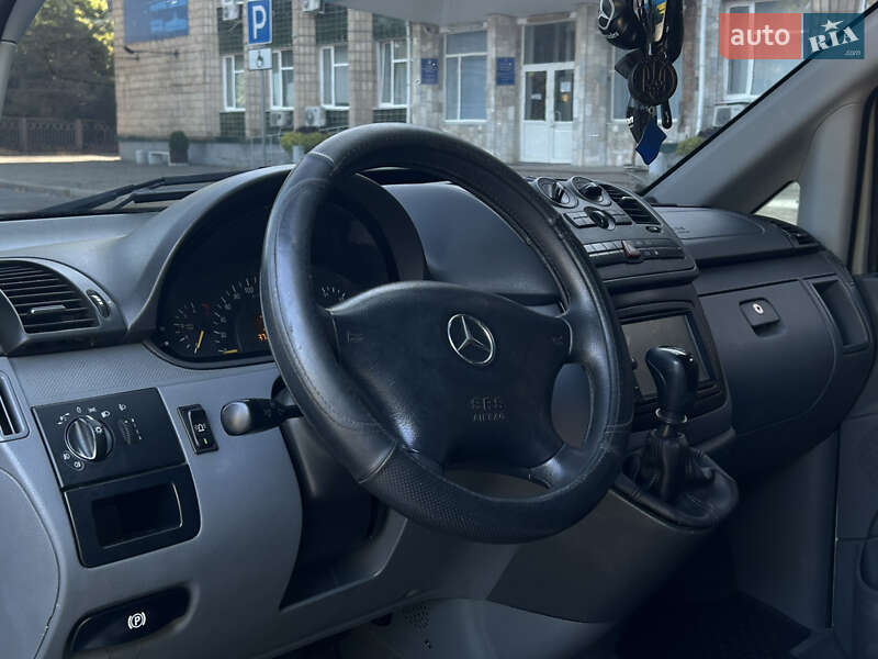 Минивэн Mercedes-Benz Vito 2004 в Николаеве