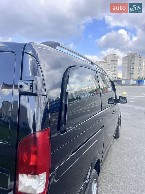 Минивэн Mercedes-Benz Vito 2004 в Киеве