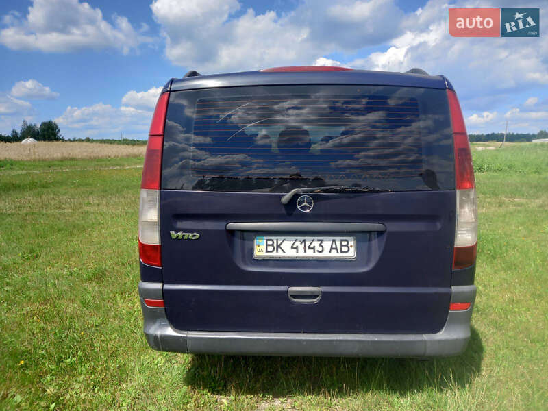 Мінівен Mercedes-Benz Vito 2005 в Вараші