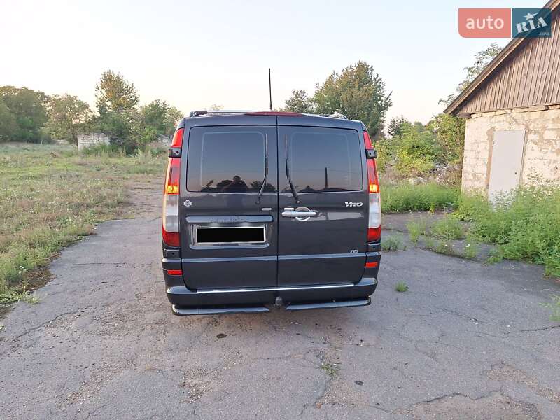 Минивэн Mercedes-Benz Vito 2004 в Новоднестровске