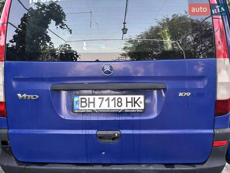 Минивэн Mercedes-Benz Vito 2004 в Татарбунарах