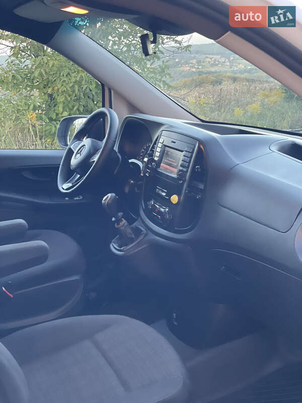 Минивэн Mercedes-Benz Vito 2015 в Сторожинце