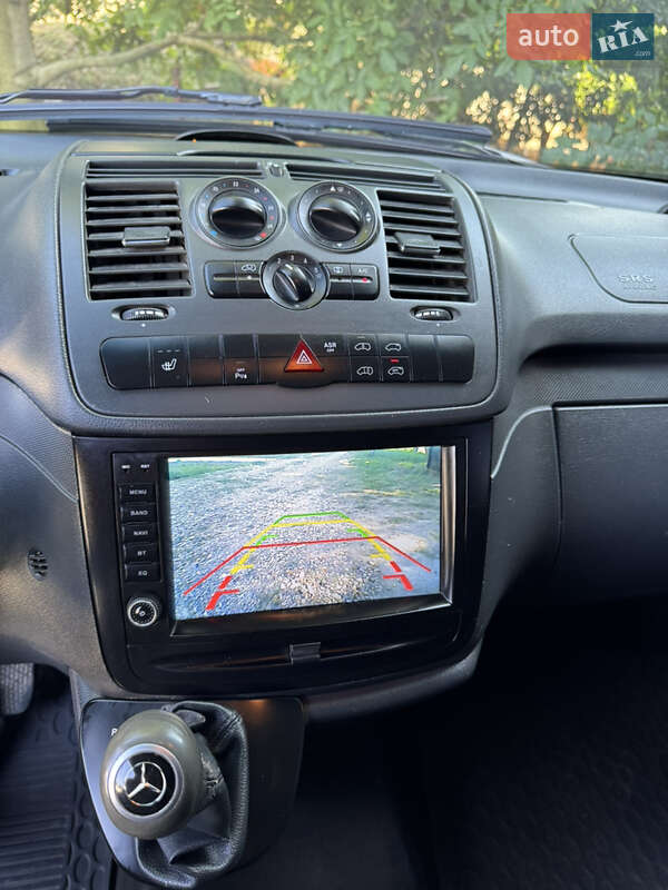 Грузовой фургон Mercedes-Benz Vito 2011 в Черновцах