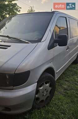 Вантажний фургон Mercedes-Benz Vito 2001 в Києві