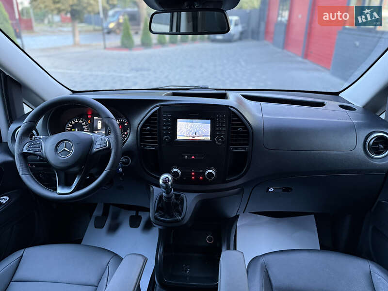 Минивэн Mercedes-Benz Vito 2016 в Черновцах
