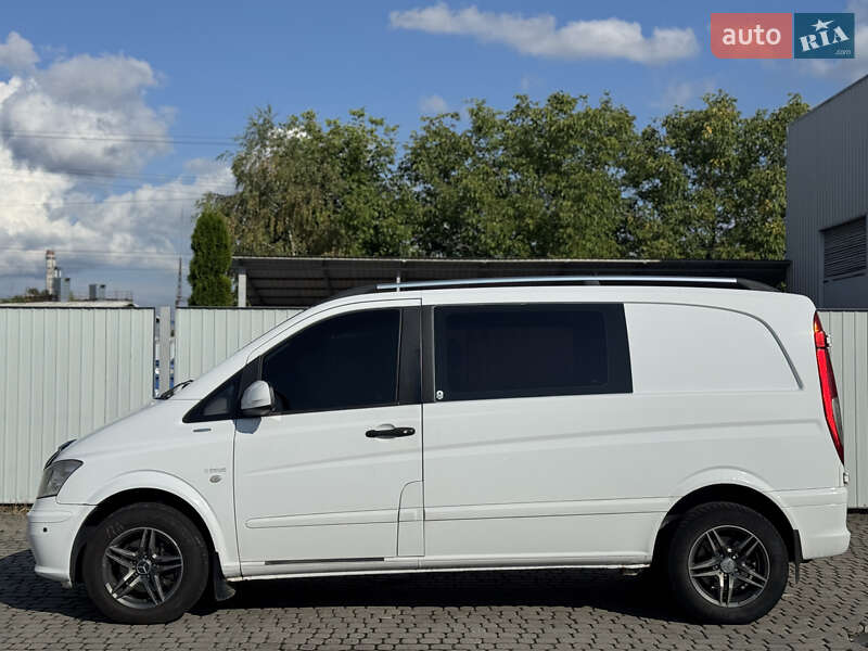 Вантажний фургон Mercedes-Benz Vito 2012 в Мукачевому