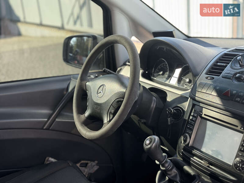 Вантажний фургон Mercedes-Benz Vito 2012 в Мукачевому
