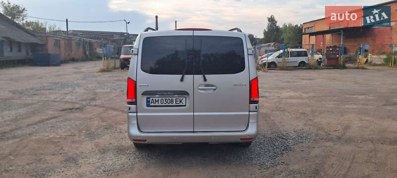 Грузопассажирский фургон Mercedes-Benz Vito 2016 в Бердичеве