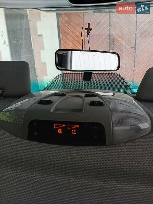 Мінівен Mercedes-Benz Vito 2012 в Болехові фото 13 Мінівен Mercedes-Benz Vito 2012 в Болехові