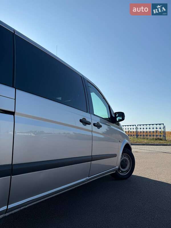 Минивэн Mercedes-Benz Vito 2013 в Хороле