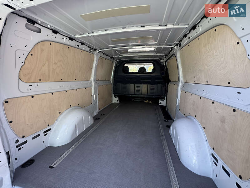 Вантажний фургон Mercedes-Benz Vito 2022 в Києві фото 32 Вантажний фургон Mercedes-Benz Vito 2022 в Києві