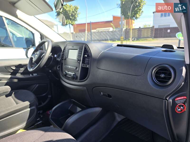 Вантажний фургон Mercedes-Benz Vito 2019 в Луцьку