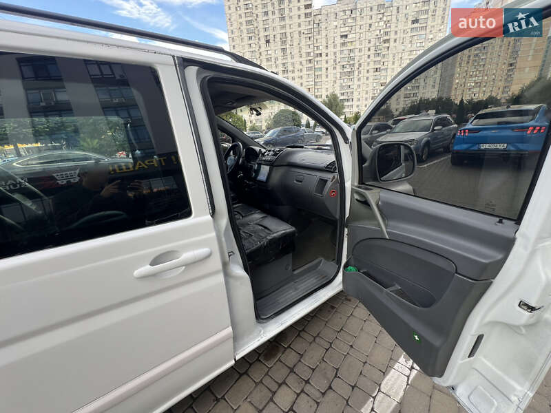 Мінівен Mercedes-Benz Vito 2004 в Києві
