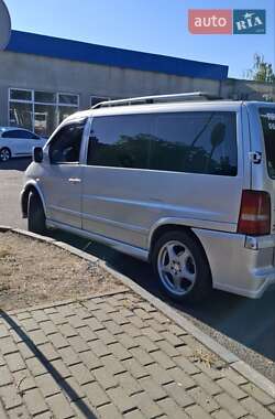 Грузопассажирский фургон Mercedes-Benz Vito 2003 в 