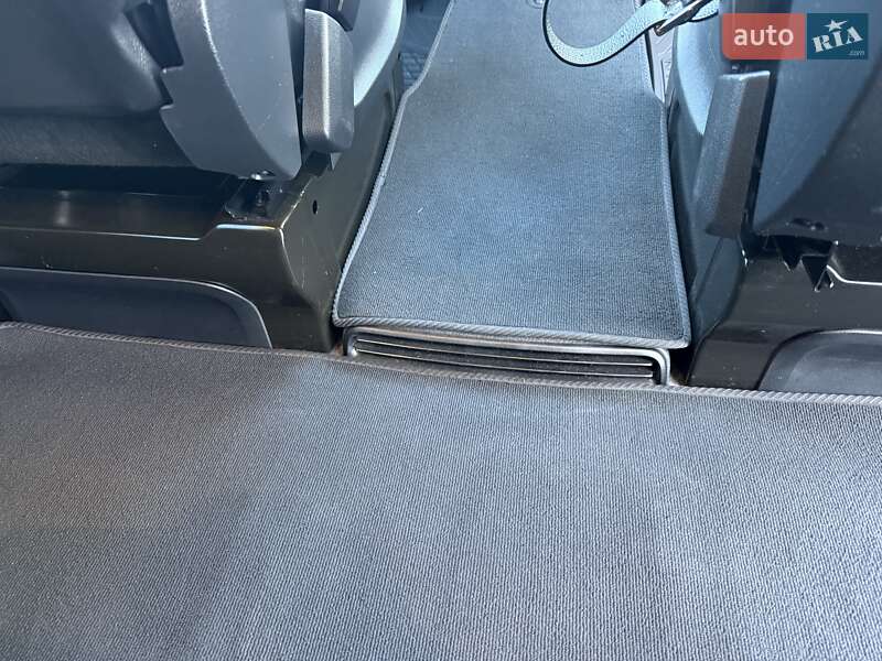 Минивэн Mercedes-Benz Vito 2021 в Бердичеве фото 18 Минивэн Mercedes-Benz Vito 2021 в Бердичеве