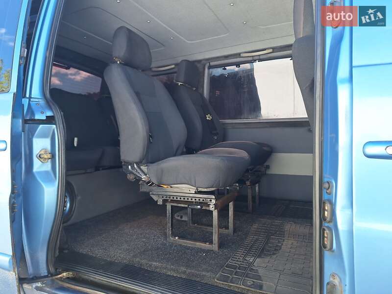 Минивэн Mercedes-Benz Vito 2002 в Киеве
