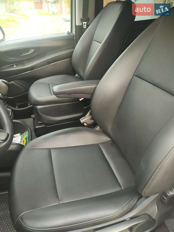 Мінівен Mercedes-Benz Vito 2020 в Тернополі фото 10 Мінівен Mercedes-Benz Vito 2020 в Тернополі