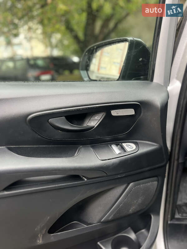 Грузовой фургон Mercedes-Benz Vito 2015 в Черновцах