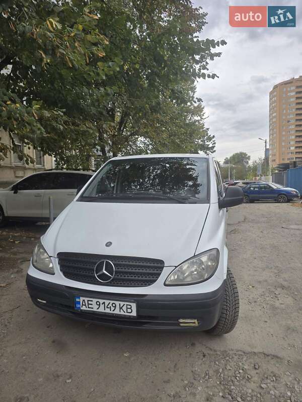 Мінівен Mercedes-Benz Vito 2005 в Дніпрі