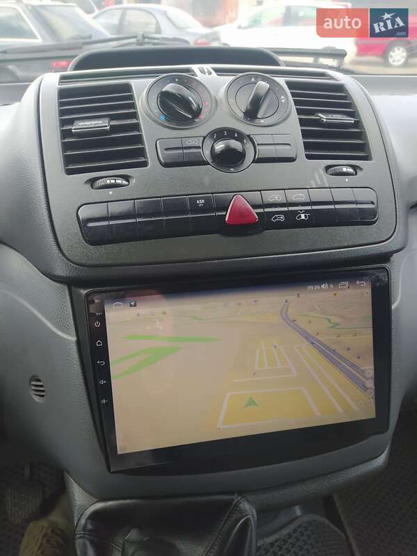 Минивэн Mercedes-Benz Vito 2004 в Черновцах фото 12 Минивэн Mercedes-Benz Vito 2004 в Черновцах