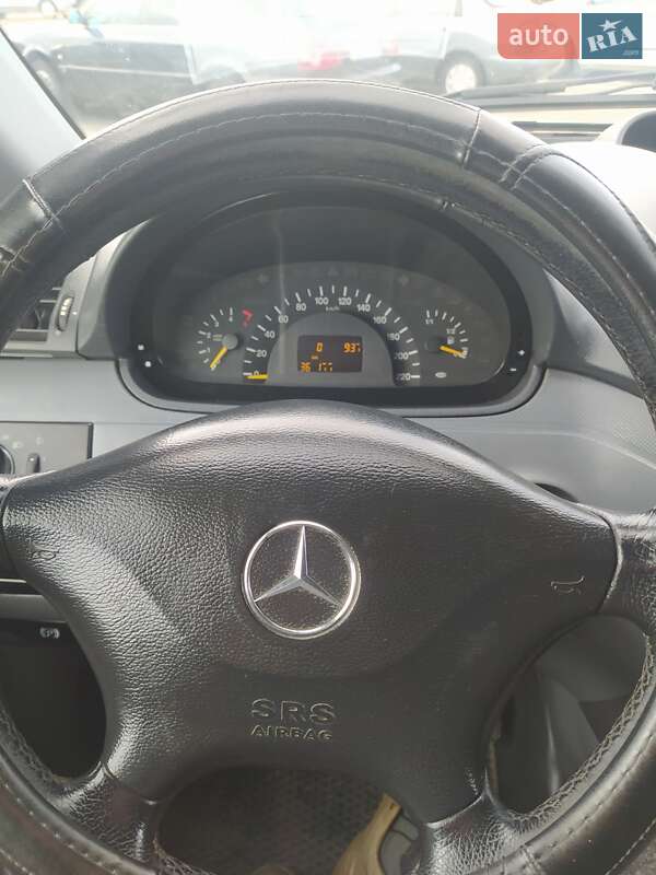 Минивэн Mercedes-Benz Vito 2004 в Черновцах фото 15 Минивэн Mercedes-Benz Vito 2004 в Черновцах