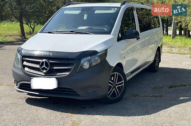 Минивэн Mercedes-Benz Vito 2016 в Рожнятове Минивэн Mercedes-Benz Vito 2016 в Рожнятове