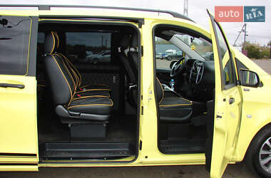 Минивэн Mercedes-Benz Vito 2020 в 
