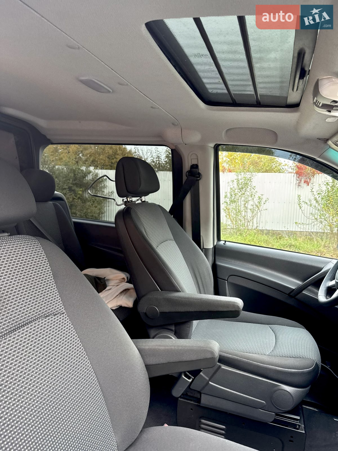 2011 Mercedes-Benz Vito - мініатюра 16