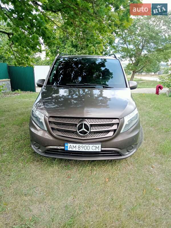 Мінівен Mercedes-Benz Vito 2015 в Києві