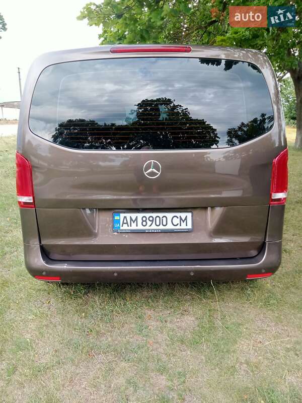 Мінівен Mercedes-Benz Vito 2015 в Києві