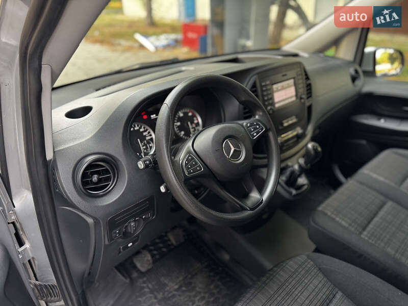 Вантажний фургон Mercedes-Benz Vito 2015 в Дніпрі