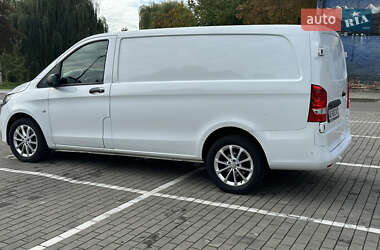 Вантажний фургон Mercedes-Benz Vito 2018 в 