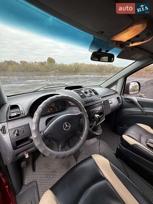 Мінівен Mercedes-Benz Vito 2004 в Смілі фото 8 Мінівен Mercedes-Benz Vito 2004 в Смілі