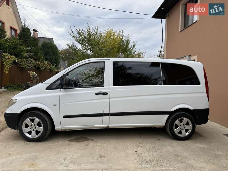 Мінівен Mercedes-Benz Vito 2004 в Чернівцях