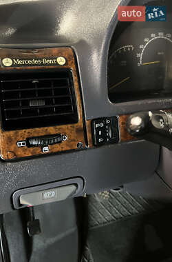 Минивэн Mercedes-Benz Vito 2003 в 