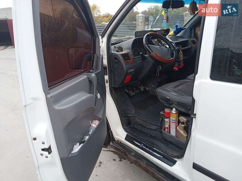 Мінівен Mercedes-Benz Vito 2001 в Кам'янець-Подільському