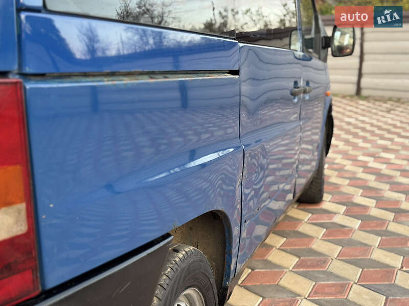 Мінівен Mercedes-Benz Vito 1998 в Чернівцях